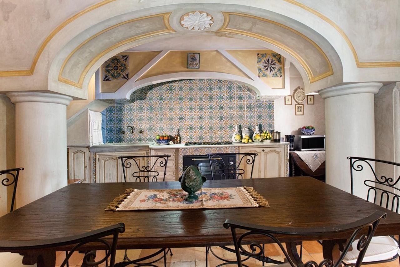 Estate4Home - Palazzo Crocione بوسيتانو المظهر الخارجي الصورة